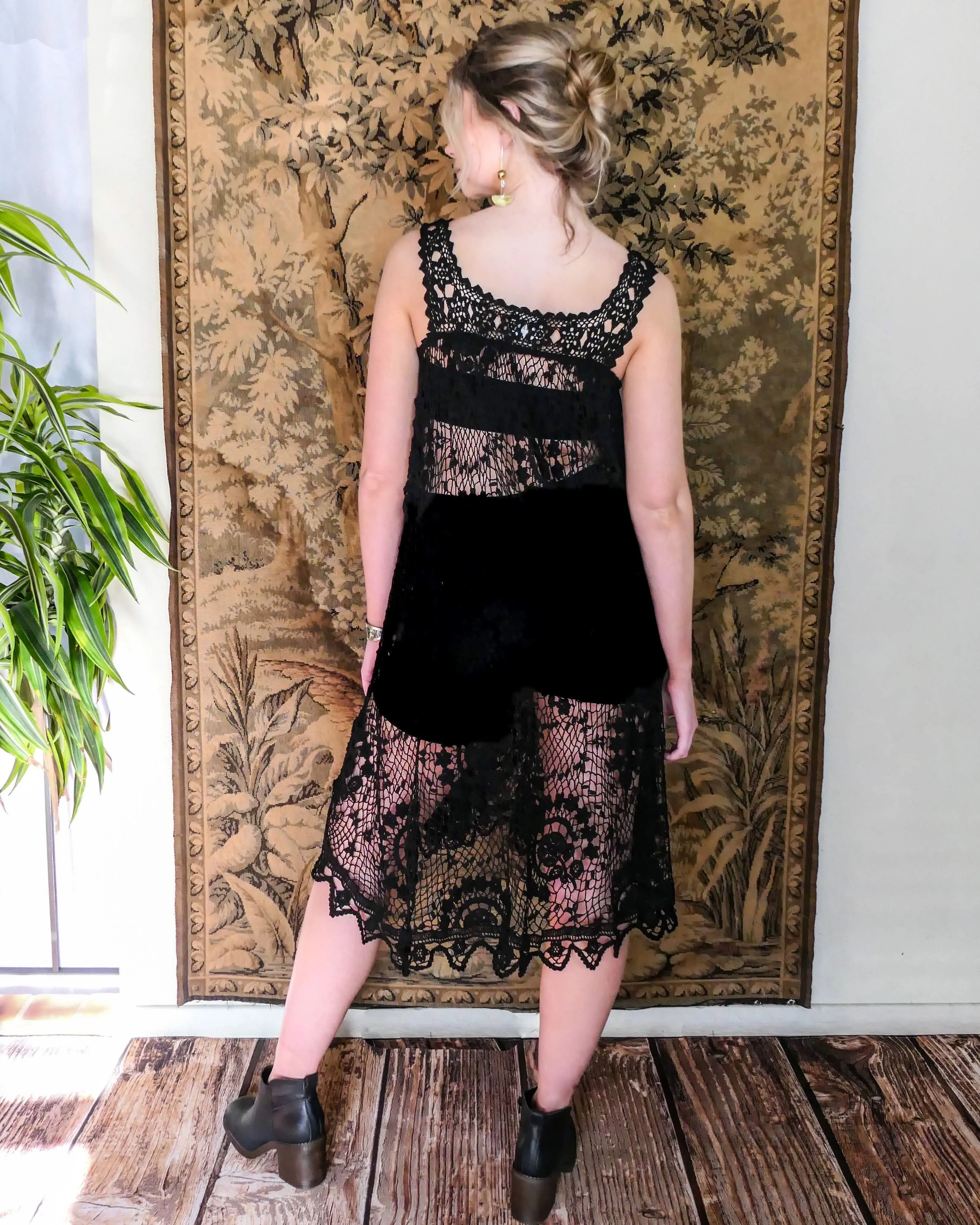 Babydoll Midi Dress in Black