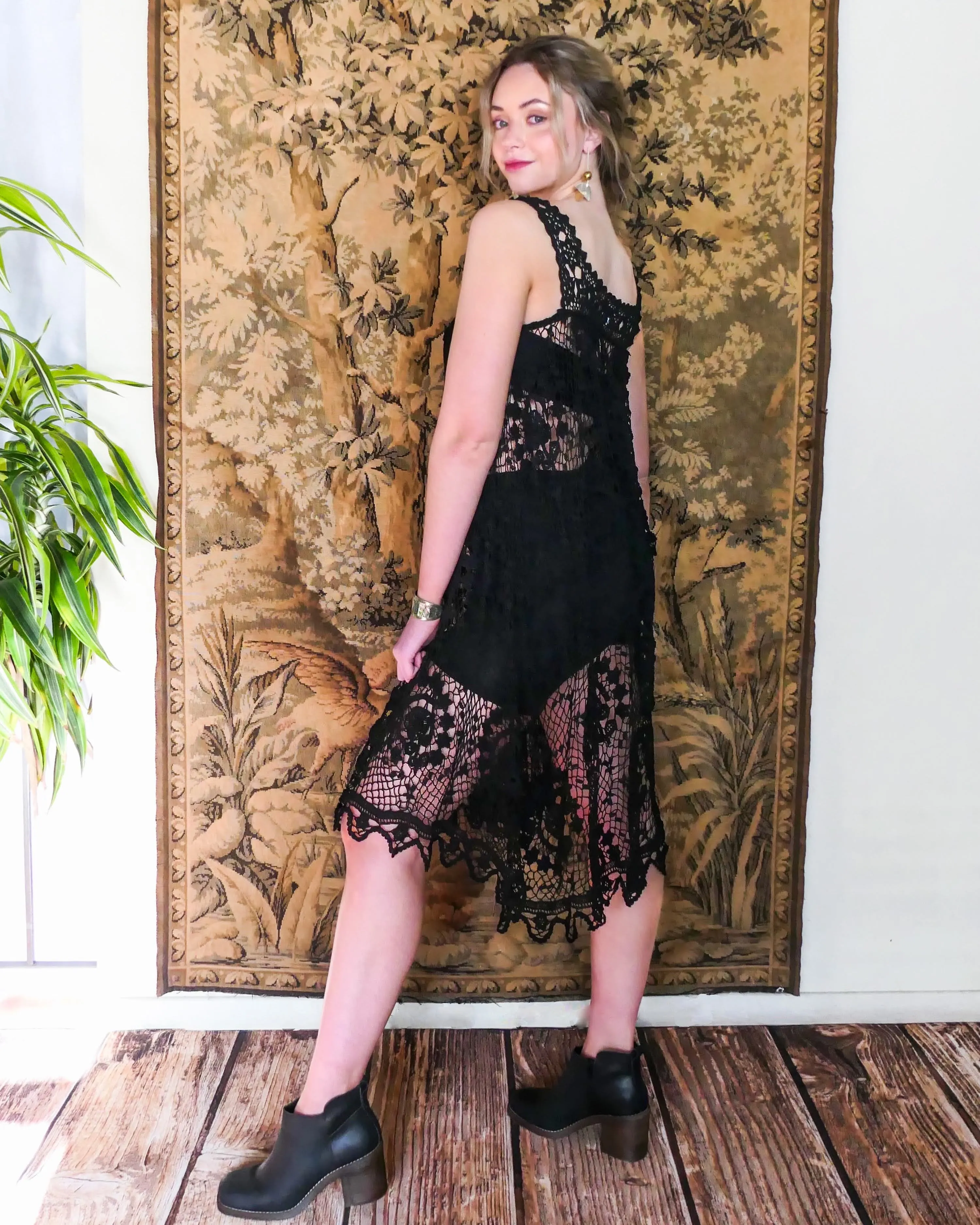 Babydoll Midi Dress in Black