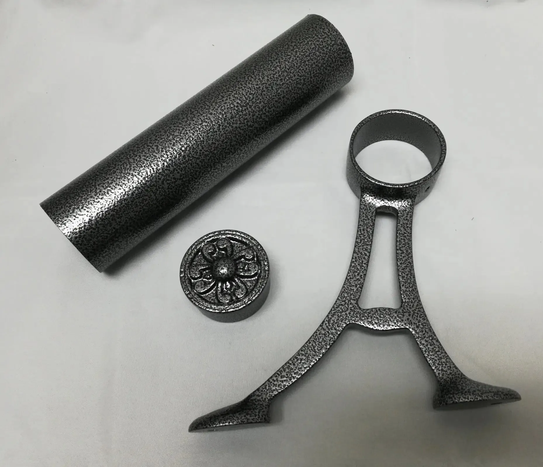 Floor-Mount Bracket for 1-1/2" Tubing