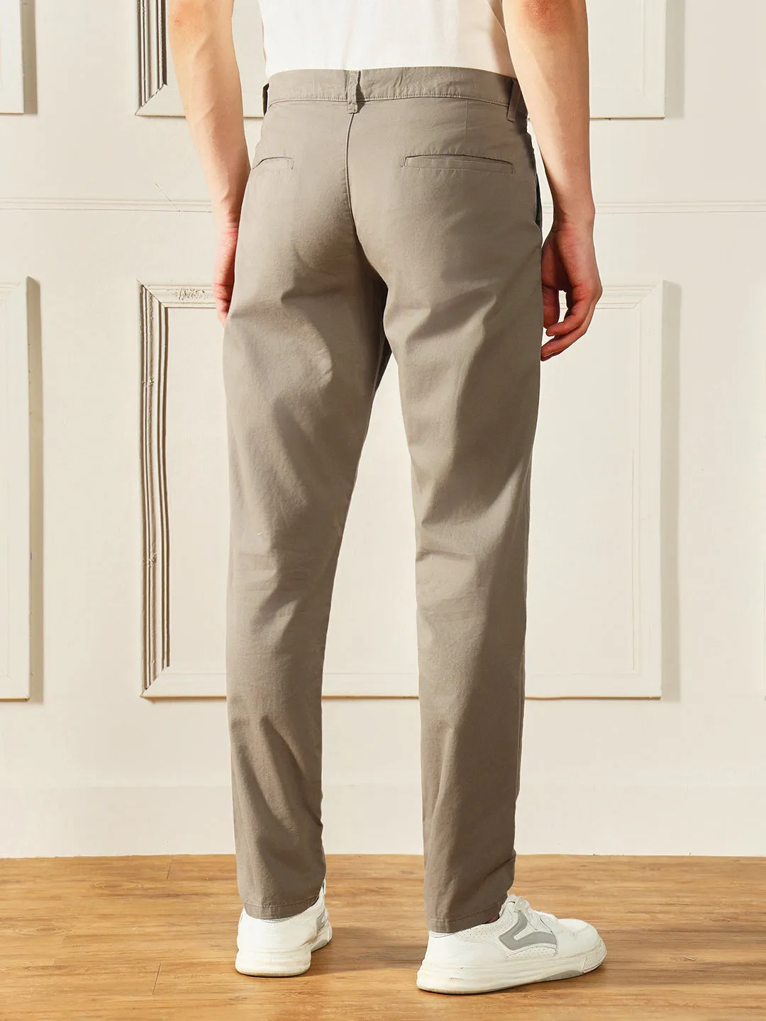 Men's Mid Khaki Solid Chinos